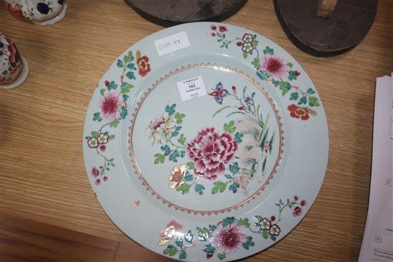 A Qianlong famille rose plate, painted with flowers
